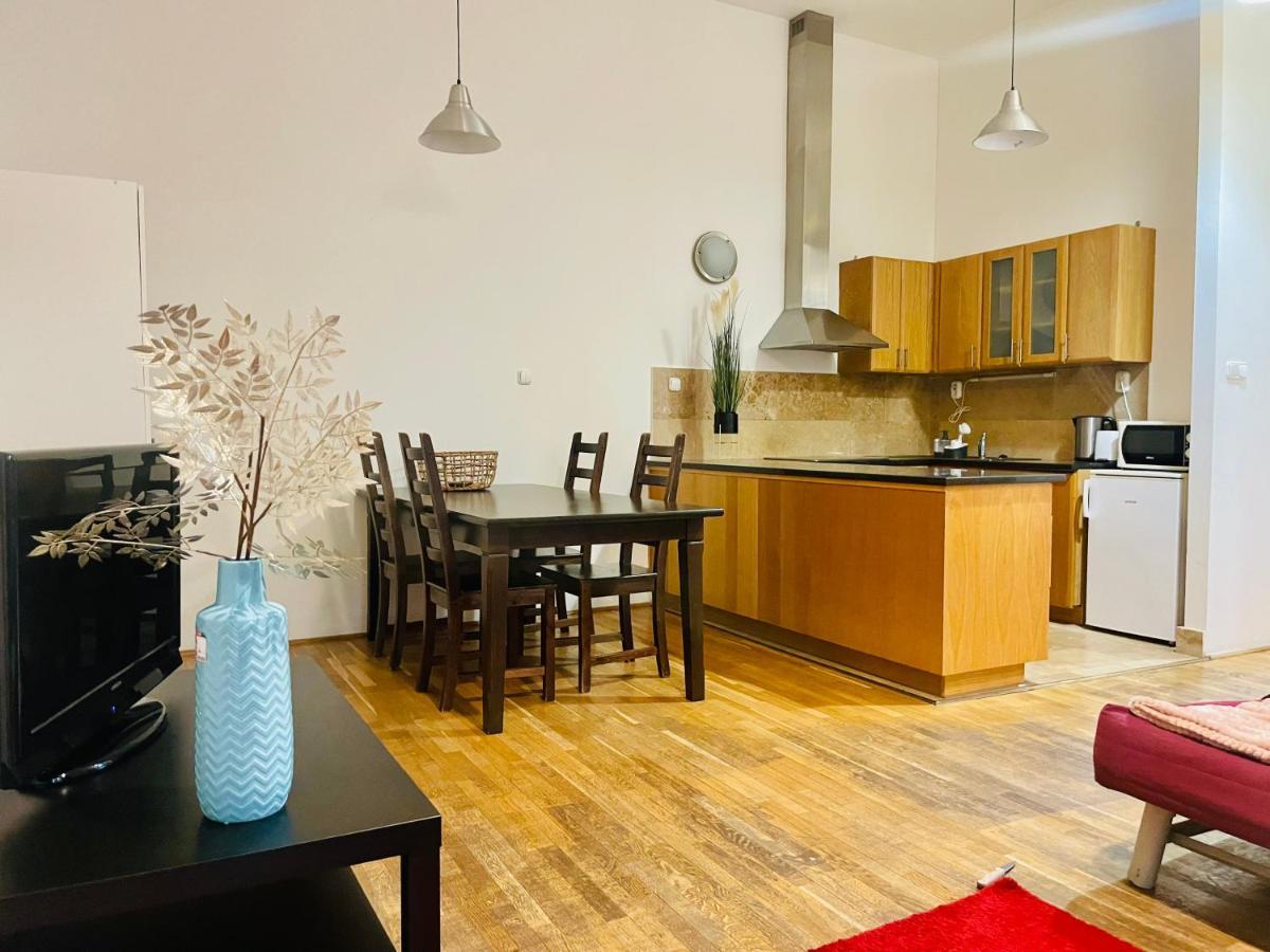 K13 Fsz Apartment Budapest Ngoại thất bức ảnh